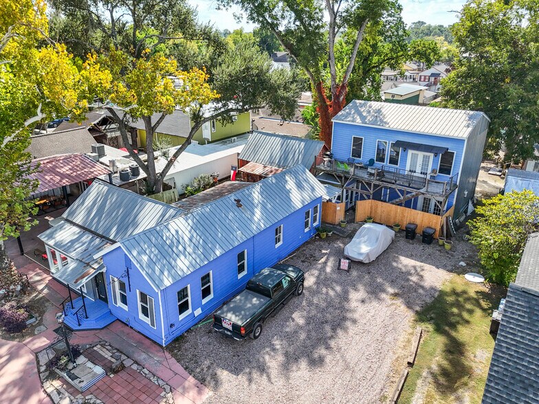 More Photos Of 26407 Preston Ave, Spring Storefront Retail Residential For Sale