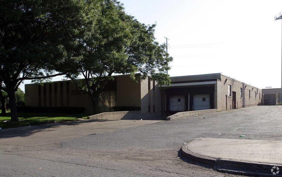 Primary Photo Of 5221 S Millard Ave, Chicago Warehouse For Lease