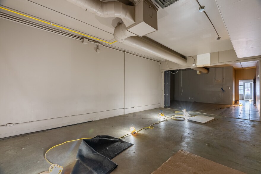 More Photos Of 9612 Franklin Av, Fort McMurray Freestanding For Lease