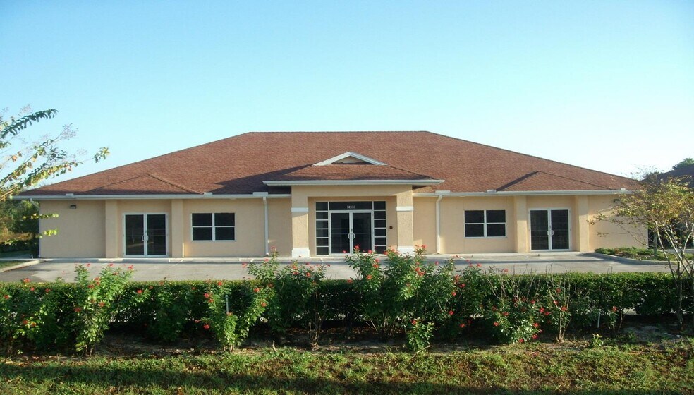 More Photos Of 2439 Country Place Blvd, Trinity Medical For Lease