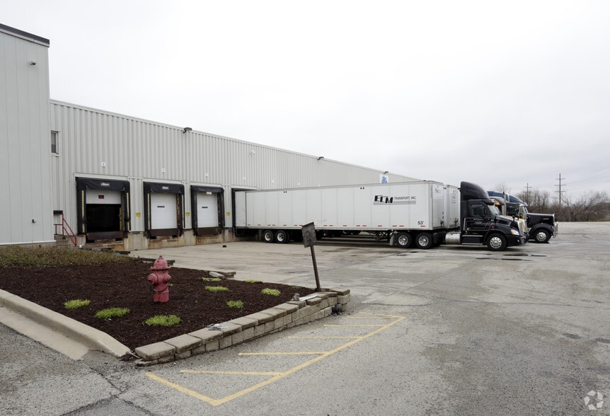 More Photos Of 24210 W 143rd St, Plainfield Warehouse For Sale