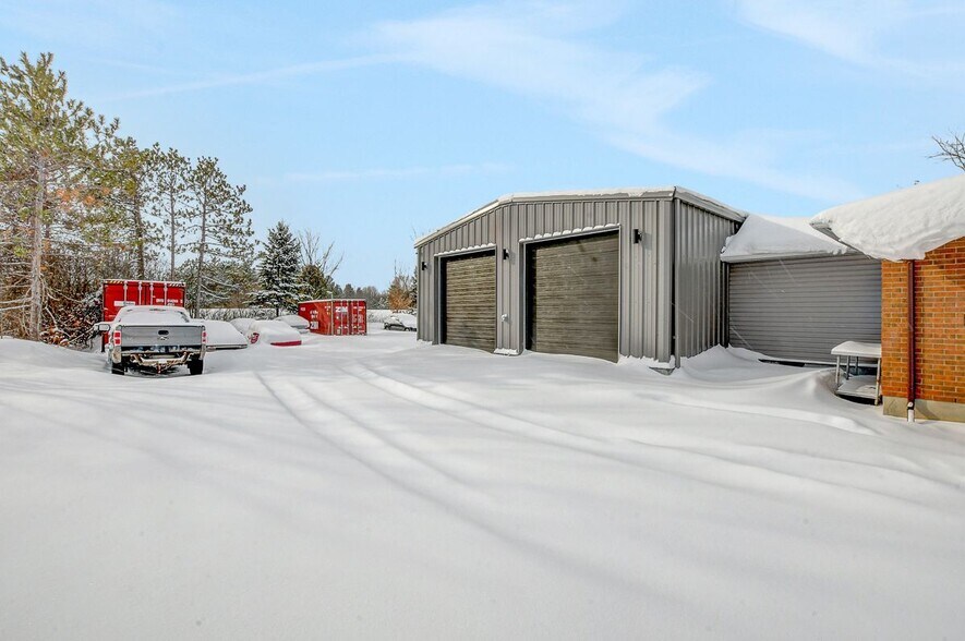 More Photos Of 2991 Carp Rd, Ottawa Office For Lease