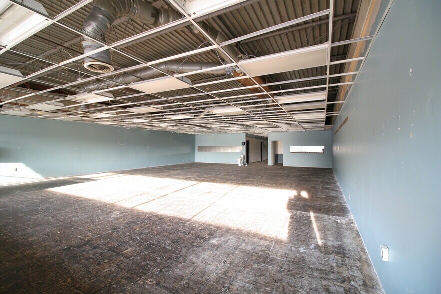 More Photos Of 1141-1168 N Cass St, Wabash Unknown For Lease