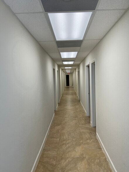 More Photos Of 3035 E Commercial Blvd, Fort Lauderdale Medical For Sale