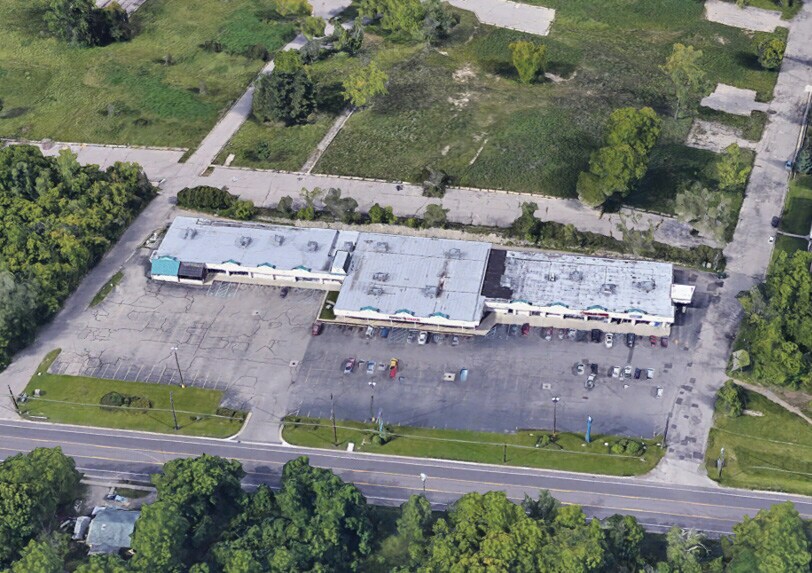 More Photos Of 3426-3434 Flushing St, Flint Storefront For Lease