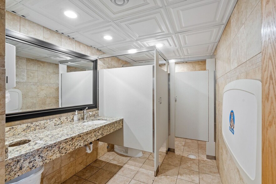 More Photos Of 6206 Lilac Dr N, Brooklyn Center Religious Facility For Sale