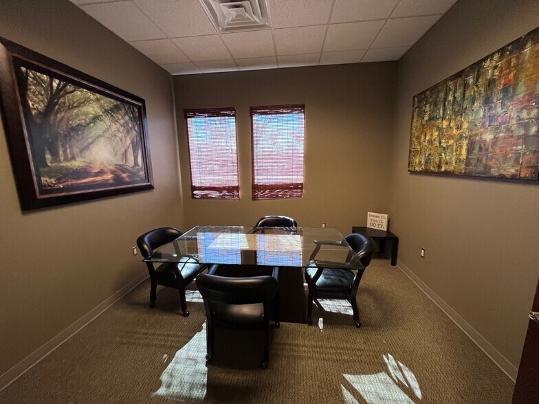 More Photos Of 25074 Olympia Ave, Punta Gorda Medical For Lease