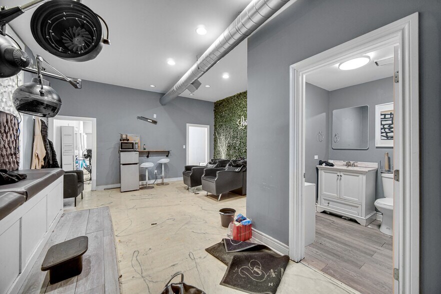 More Photos Of 8546-8554 S Stony Island Ave, Chicago Unknown For Lease