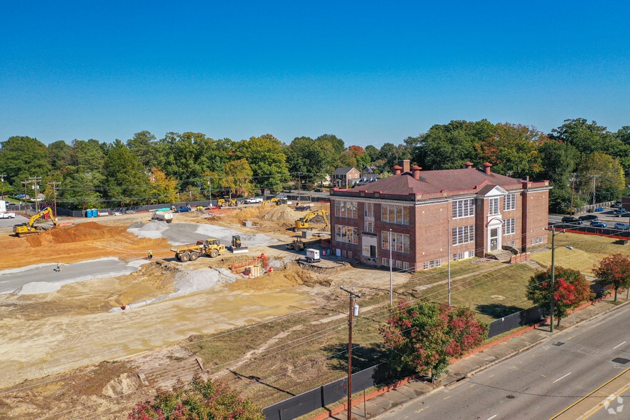 More Photos Of 5820 Patterson Ave, Richmond Apartments For Lease