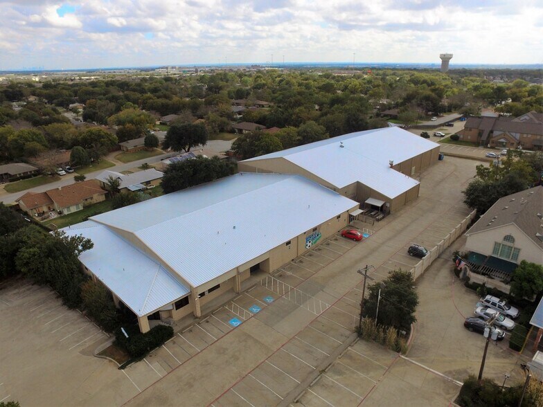 More Photos Of 100 E Midway Dr, Euless Sports And Entertainment For Sale