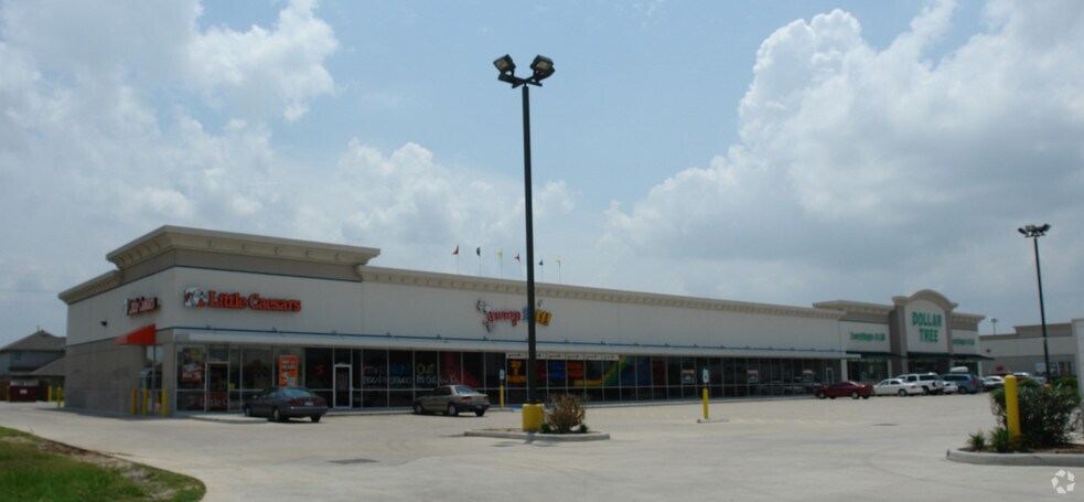 More Photos Of 5502 Fry Rd, Katy Storefront For Lease