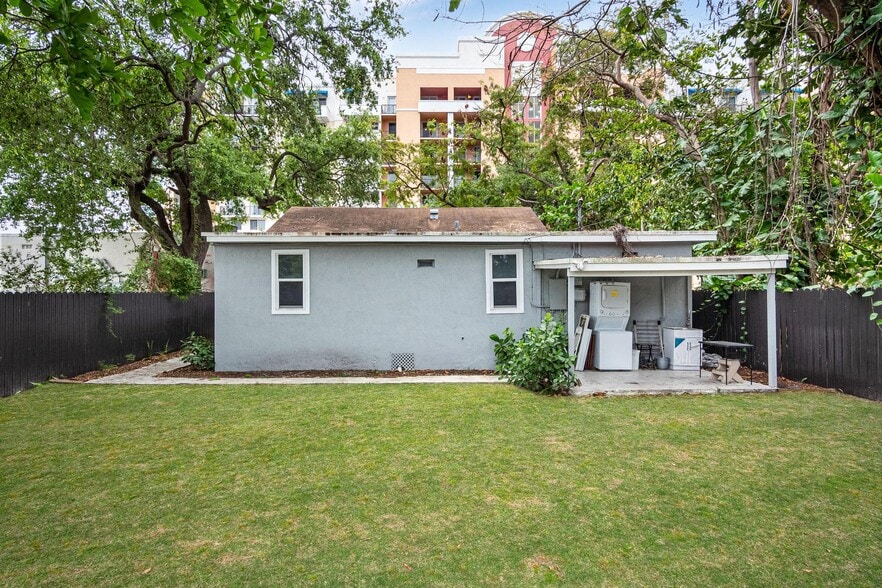 More Photos Of 1425 NW 54th St, Miami Office Residential For Sale