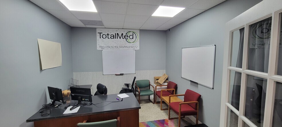 More Photos Of 365-367 N Bennett St, Southern Pines Office For Lease