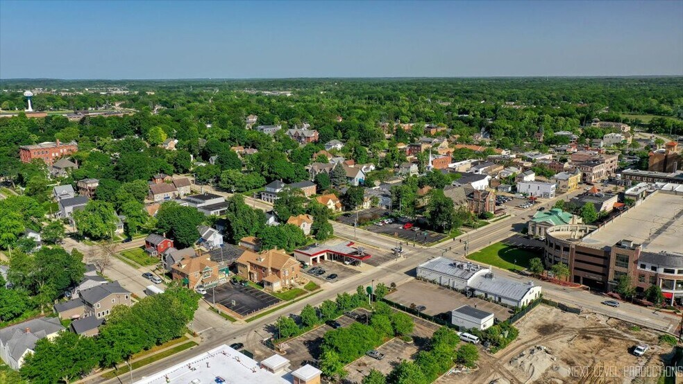 More Photos Of 201 S 2nd St, St Charles Specialty For Sale