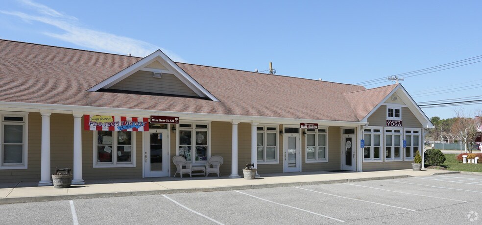 More Photos Of 78 Montauk Hwy, East Moriches Unknown For Lease