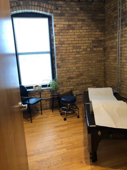 More Photos Of 1829 Riverside Ave, Minneapolis Storefront Retail Office For Lease