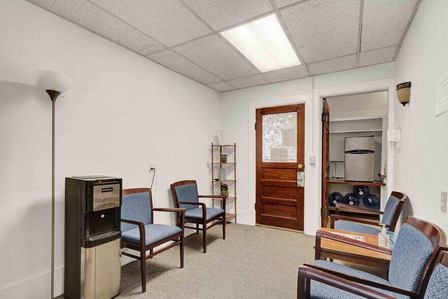 More Photos Of 10-12 Pearl St, Essex Junction Office Residential For Sale