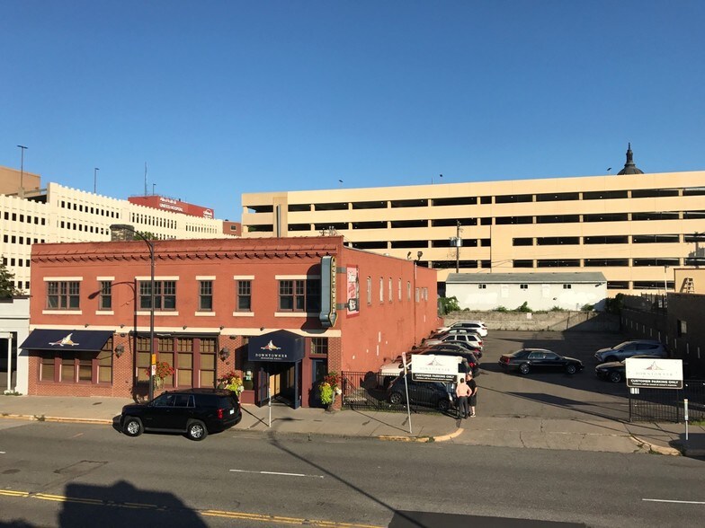 More Photos Of 251-253 7th St W, Saint Paul Storefront Retail Office For Lease