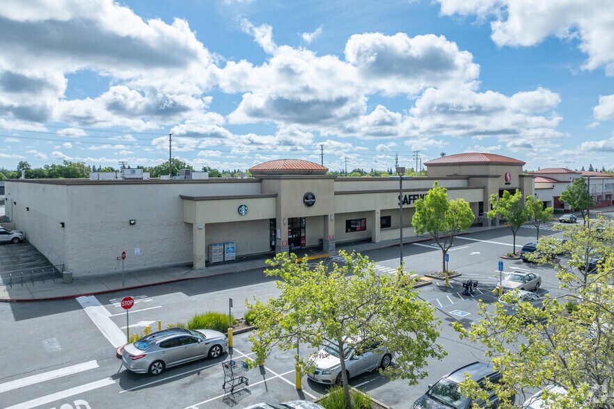 More Photos Of 4010-4020 Manzanita Ave, Carmichael Unknown For Lease