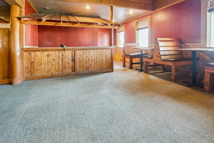 More Photos Of 16368 SE Highway 19, Cross City Restaurant For Sale