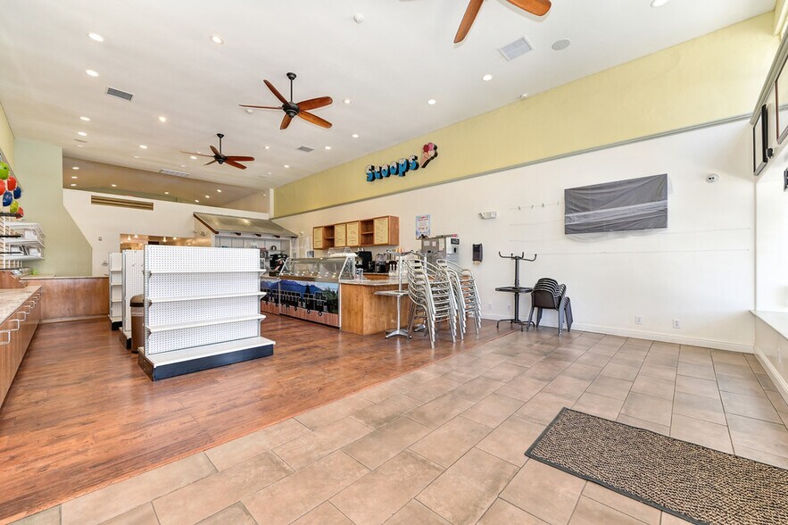 More Photos Of 27 S Main St, Colfax Storefront For Lease