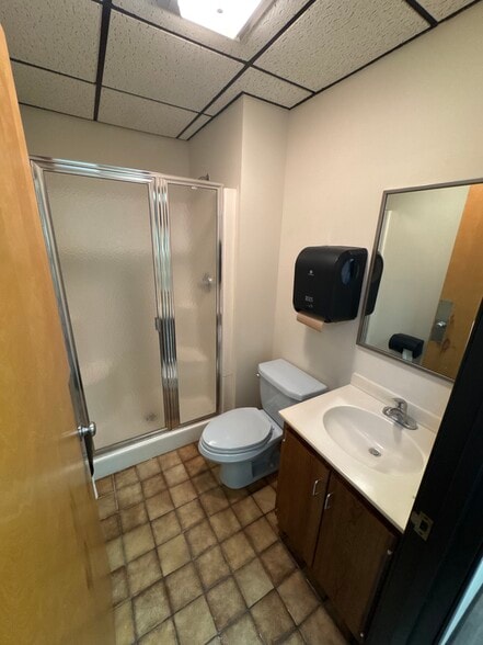 More Photos Of 397 N 9th Ave, Scranton Medical For Sale