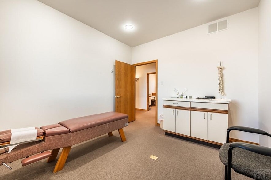 More Photos Of 2027 Columbia Dr, Pueblo Medical For Sale