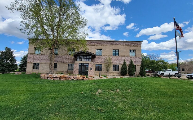Primary Photo Of 1610 N Minnesota Ave, Sioux Falls Office For Sale