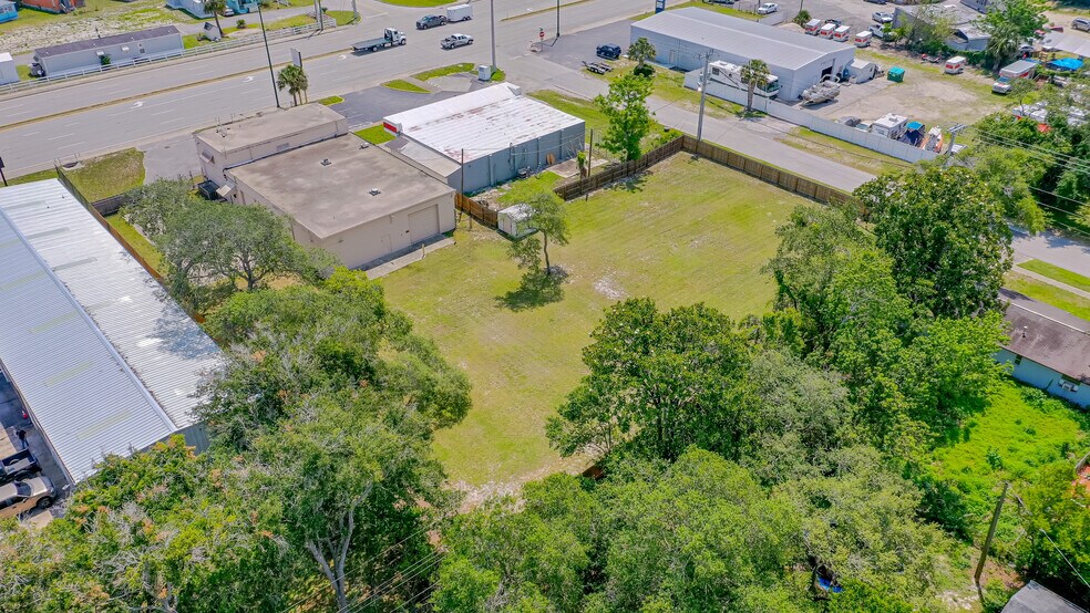 More Photos Of 974 S Nova Rd, Ormond Beach Industrial For Sale