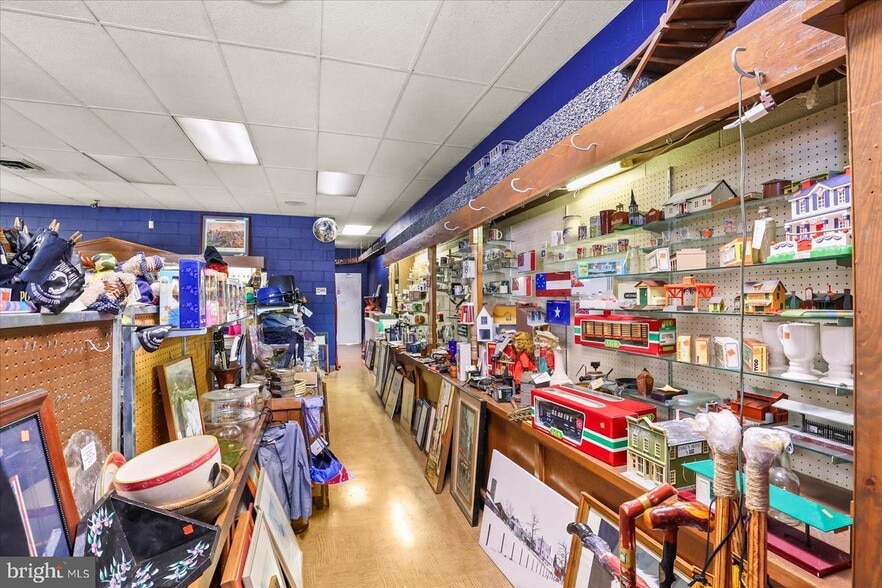 More Photos Of 425 Steinwehr Ave, Gettysburg Storefront Retail Office For Sale