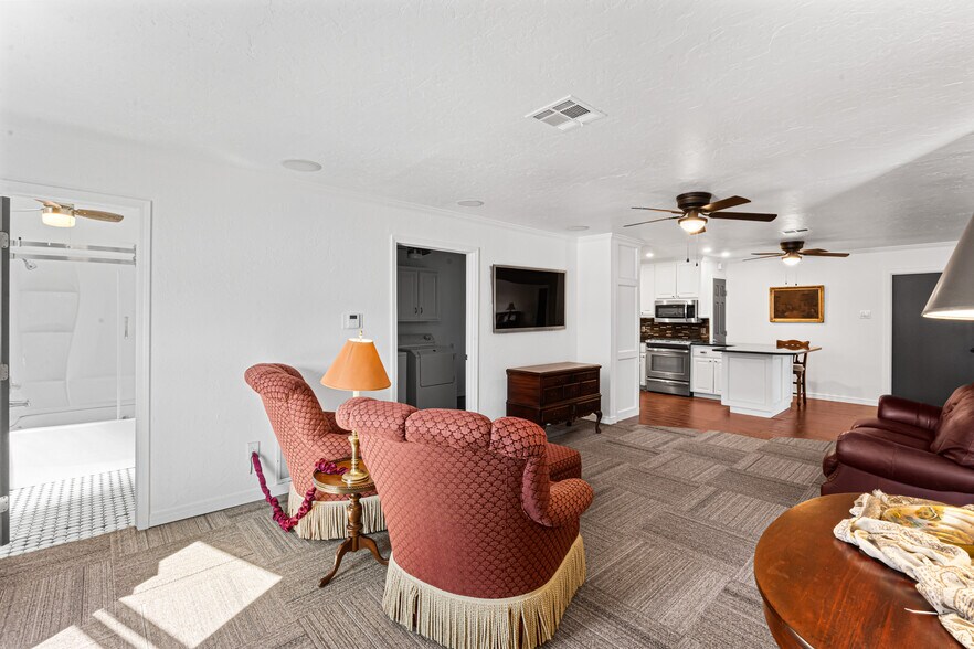 More Photos Of 410 W Harrison Ave, Guthrie Freestanding For Sale
