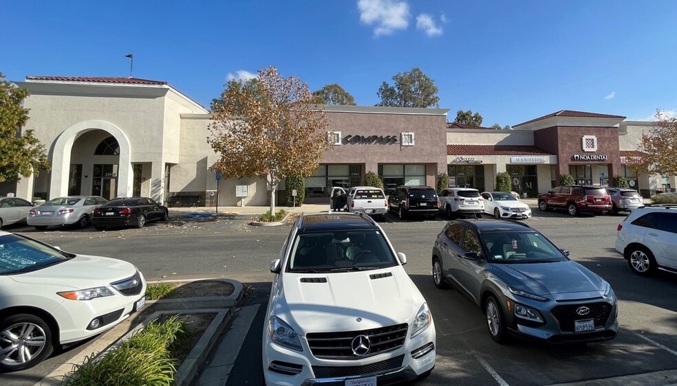 More Photos Of 23910-23928 Summerhill Ln, Valencia Unknown For Lease