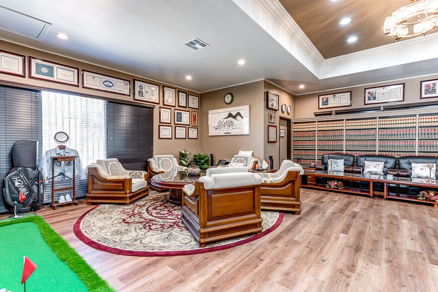 More Photos Of 702 W Holt Ave, Pomona Freestanding For Sale