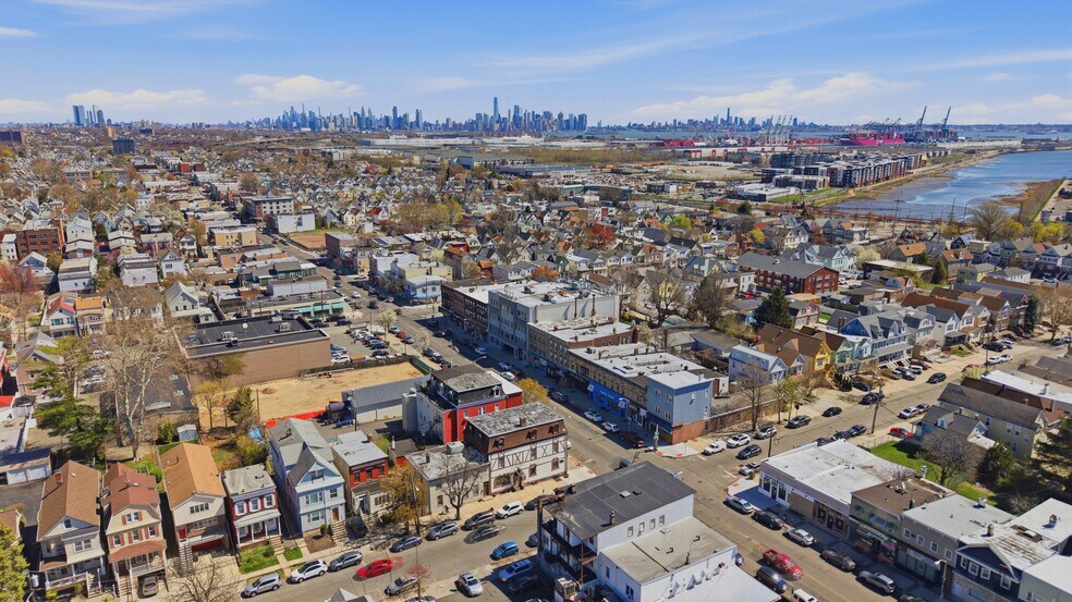 More Photos Of 671-673 Broadway, Bayonne Bar For Sale