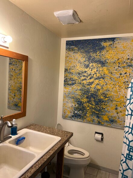 More Photos Of 74-5518 Kaiwi St, Kailua Kona Warehouse For Lease