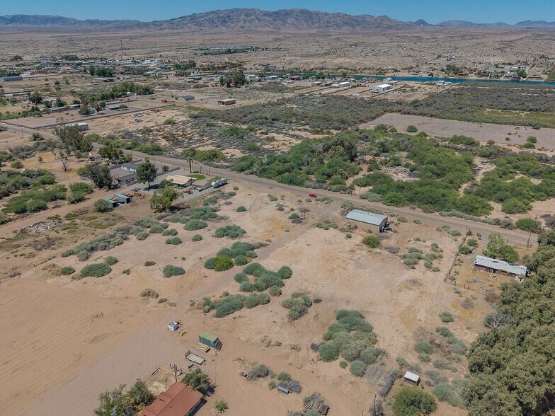 More Photos Of 9512 S Evans Ln, Mohave Valley Warehouse For Sale