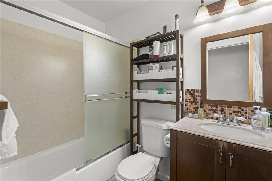 More Photos Of 2231-2233 Grant St, Berkeley Apartments For Sale