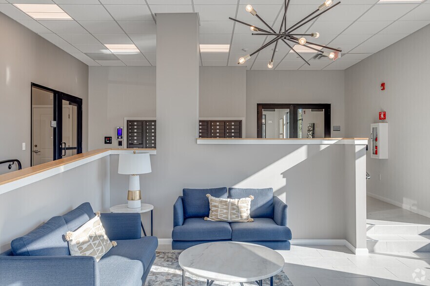 More Photos Of 21 East St, North Attleboro Apartments For Lease