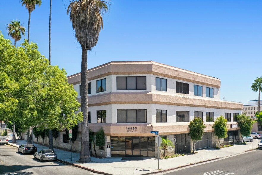 Primary Photo Of 14553 Delano St, Van Nuys Office For Lease