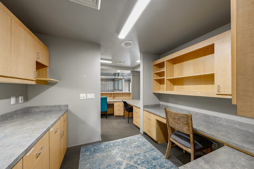 More Photos Of 537 Murphy Rd, Medford Medical For Lease