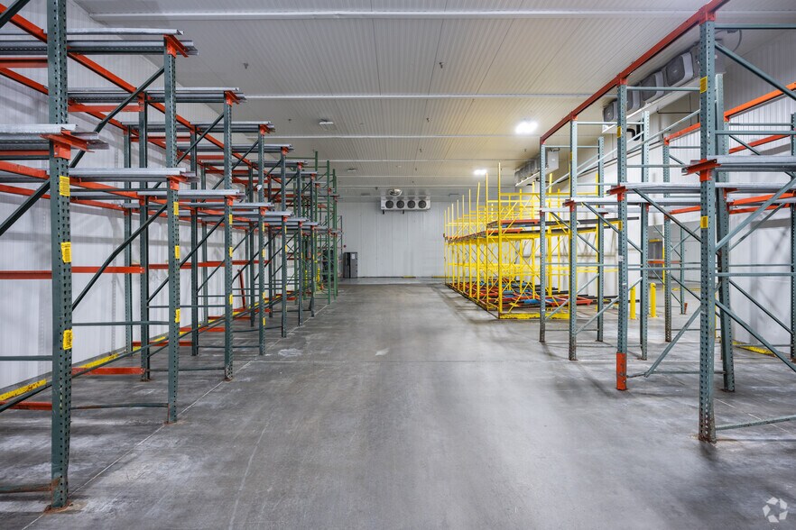 More Photos Of 211 Pine Rd, Easley Warehouse For Sale