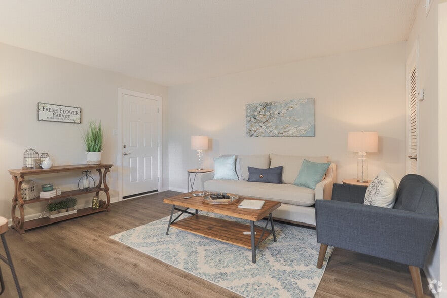 More Photos Of 6139 Edward St, Norfolk Apartments For Sale