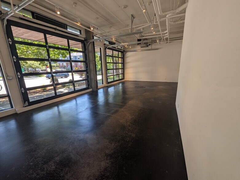 More Photos Of 4111 Stone Way N, Seattle Apartments For Lease