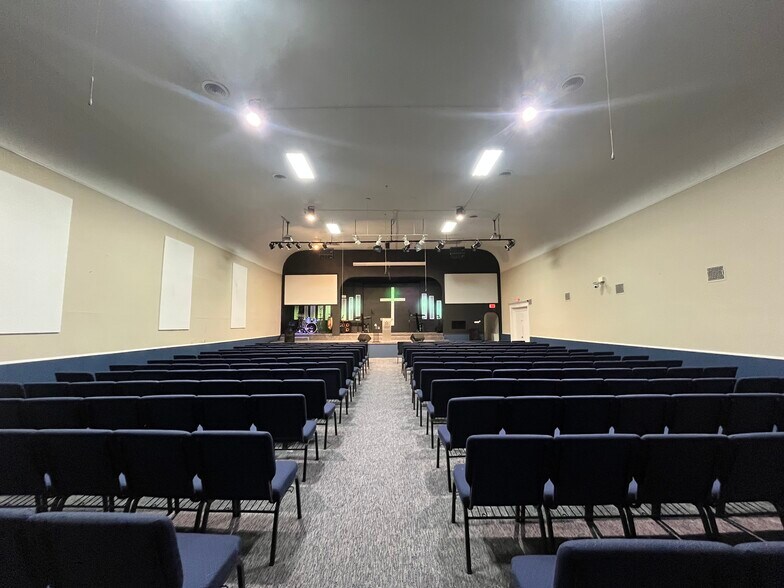 More Photos Of 770 7th St E, Saint Paul Religious Facility For Sale