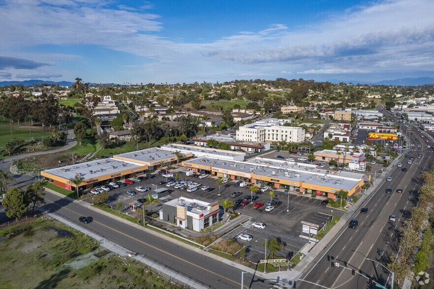 More Photos Of 1906 Oceanside Blvd, Oceanside Storefront For Lease