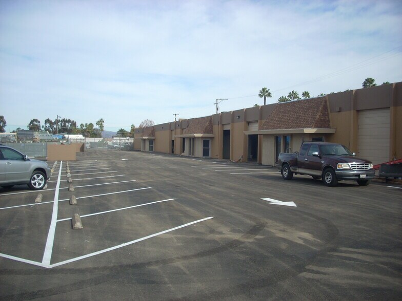More Photos Of 379-409 N Johnson Ave, El Cajon Service For Lease