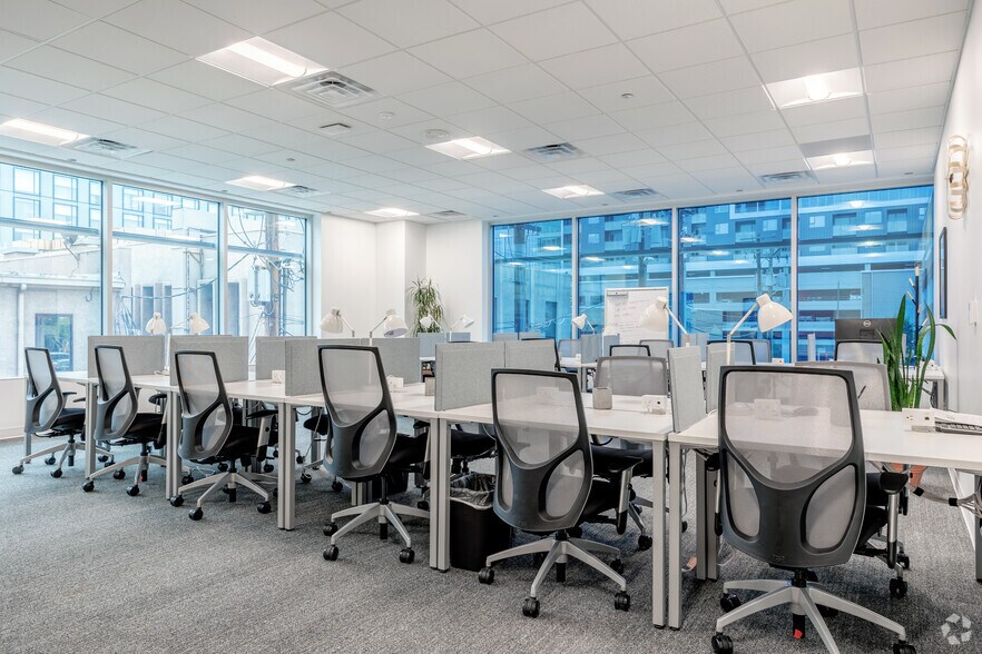 More Photos Of 250 Fillmore St, Denver Coworking Space