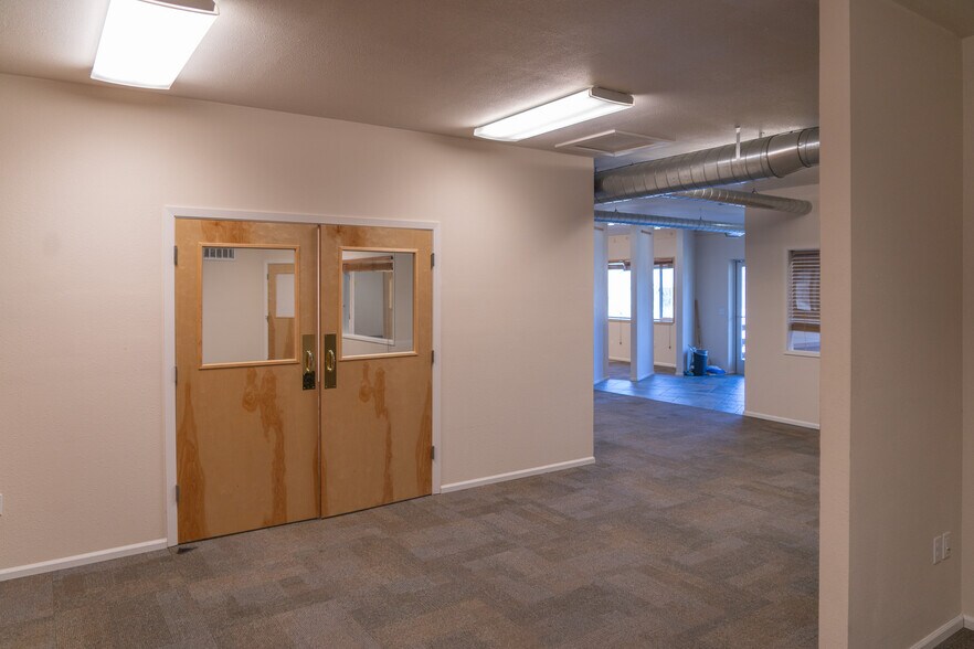 More Photos Of 747 Normal Ave, Ashland Office For Sale