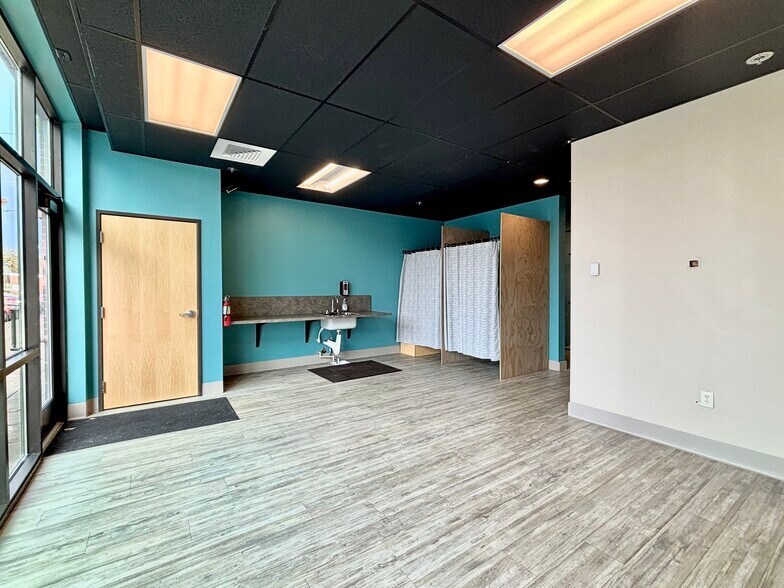 More Photos Of 1127 Broadway St NE, Salem Multifamily For Sale