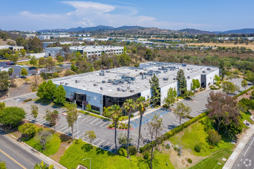 More Photos Of 1395 Aspen Way, Vista Warehouse For Lease